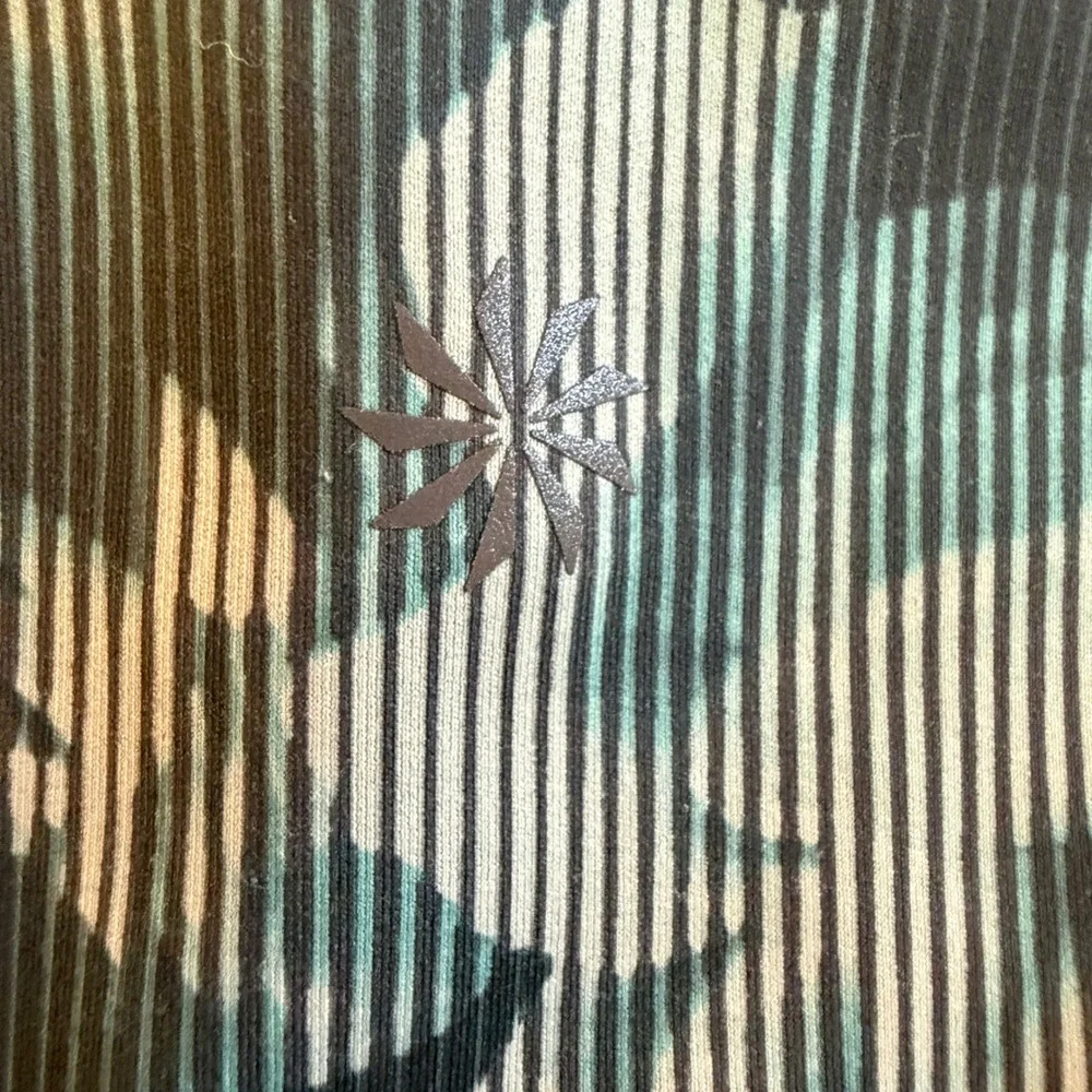 Athleta Rainier Printed Tight Leggings Teal Black Floral Camo High Rise Small‎